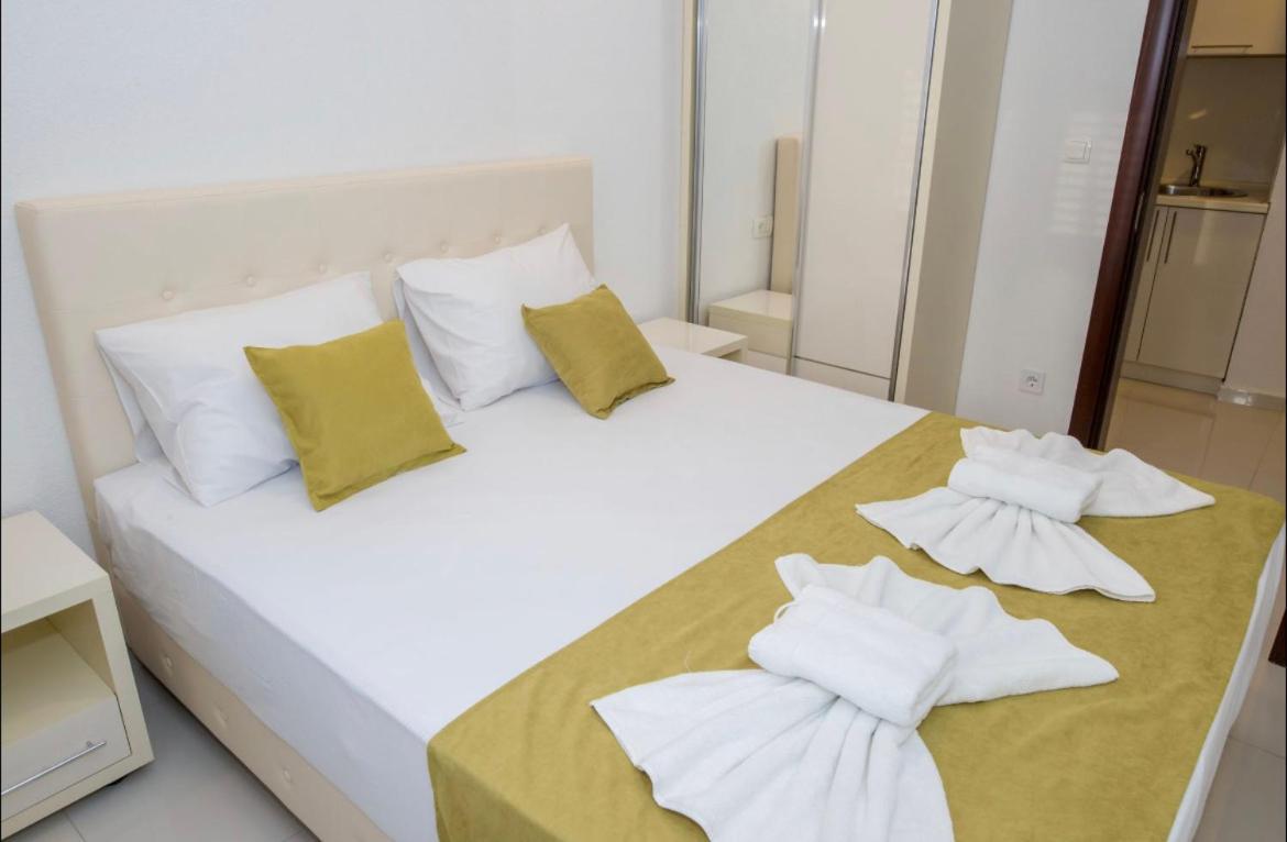 Apartmani Nela ซูโตมอเร ภายนอก รูปภาพ