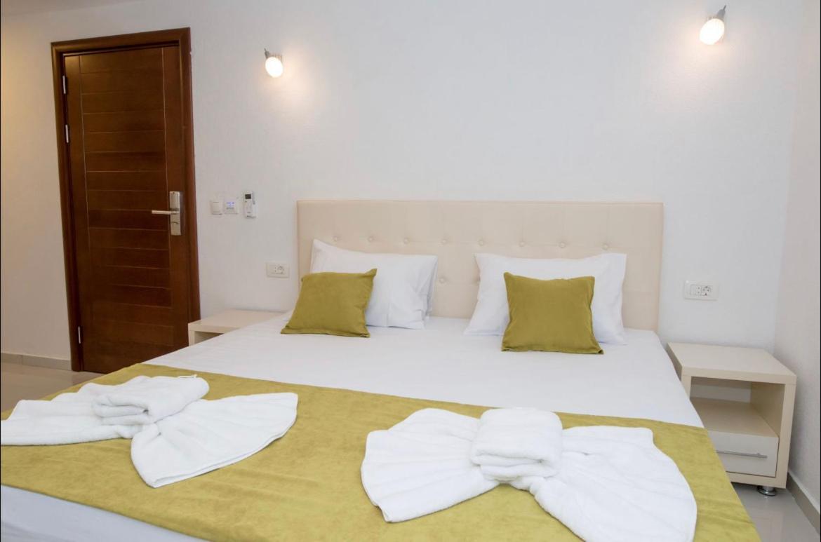 Apartmani Nela ซูโตมอเร ภายนอก รูปภาพ