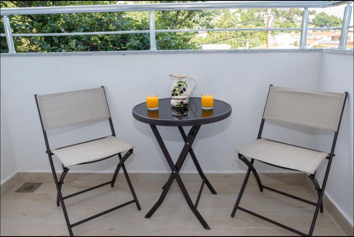 Apartmani Nela ซูโตมอเร ภายนอก รูปภาพ