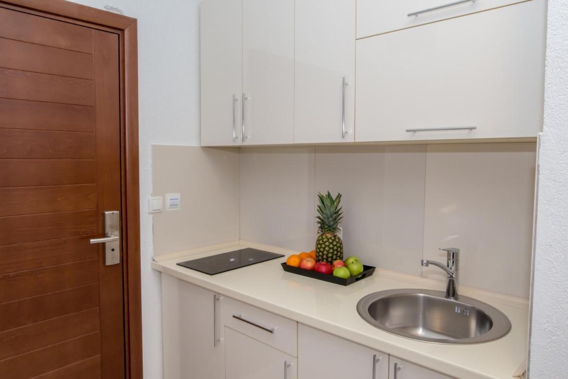 Apartmani Nela ซูโตมอเร ภายนอก รูปภาพ