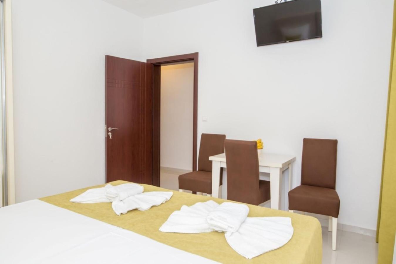Apartmani Nela ซูโตมอเร ภายนอก รูปภาพ